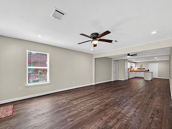 2nd image of 2217 10th St