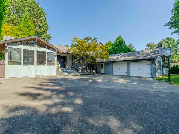 3525 McKinley Ct, Abbotsford, BC V2S 8L9