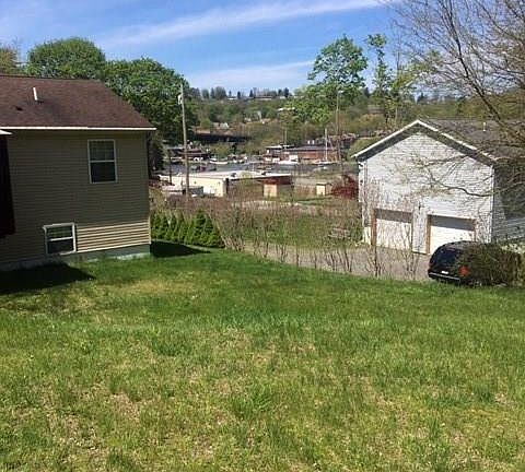 4th image of 814 1st Ave