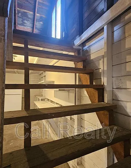 2903 N Smith St — Photo 25