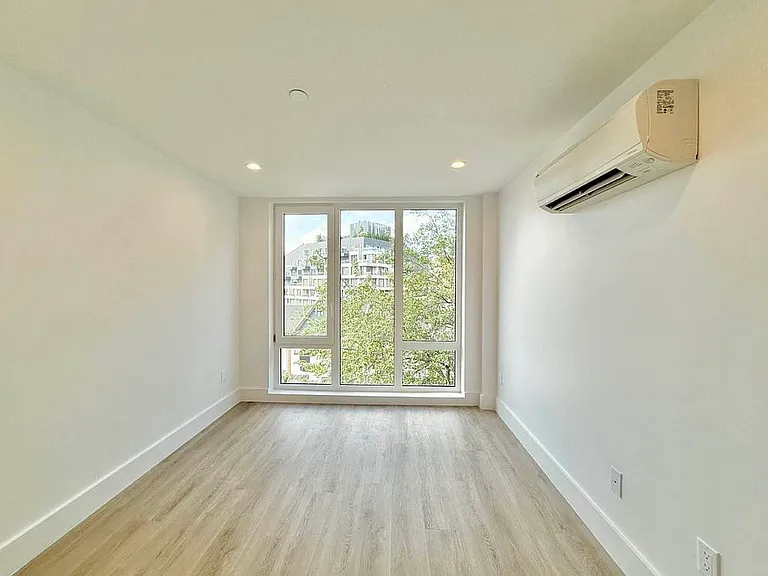 78 Beaver St #3B — Photo 8