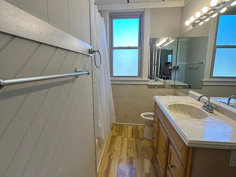 3468 Mayfair Ave — Photo 23