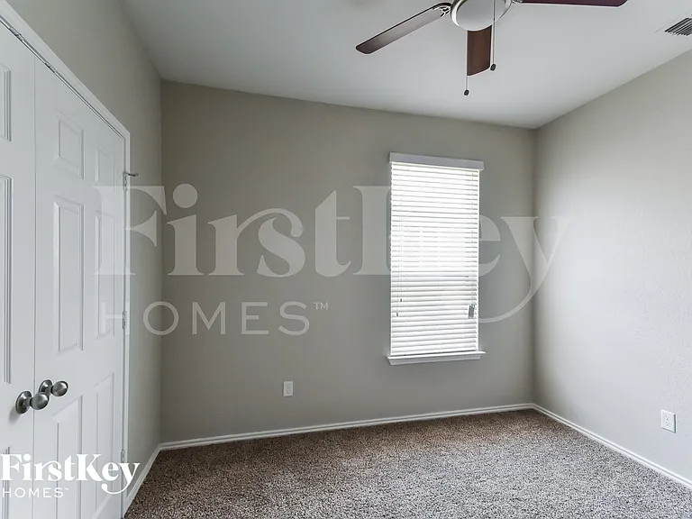 6503 Davenport Bay — Photo 10