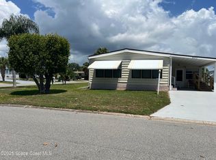 601 Periwinkle Cir, Barefoot Bay, FL 32976