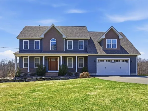 1268 Central Ave, Johnston, RI 02919