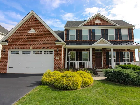 2047 Golden Grove Dr, Mars, PA 16046