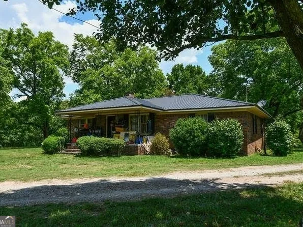 44 Groaning Rock Rd, Commerce, GA 30530