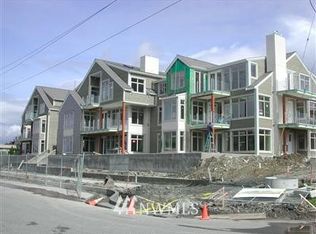 807 10th St APT 302, Bellingham, WA