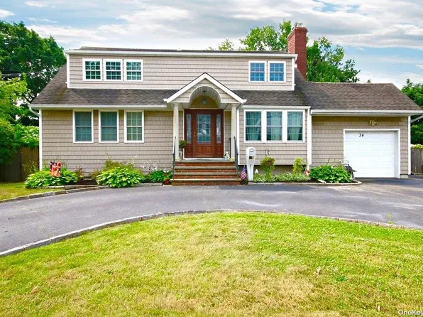 34 Wavecrest Avenue, West Islip, NY 11795
