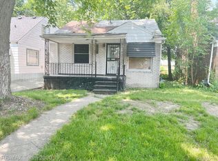 15711 Eastburn St, Detroit, MI 48205