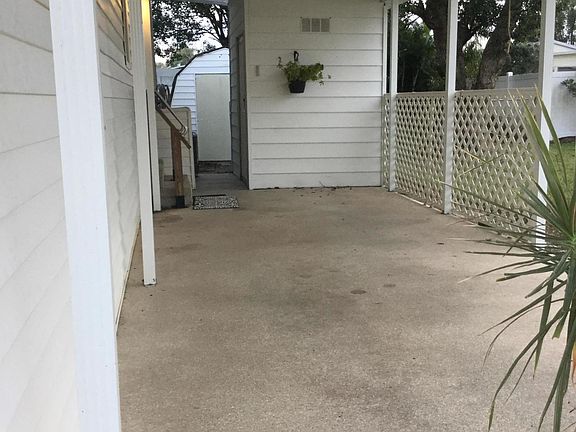 3rd image of 757 Indian Hill Dr