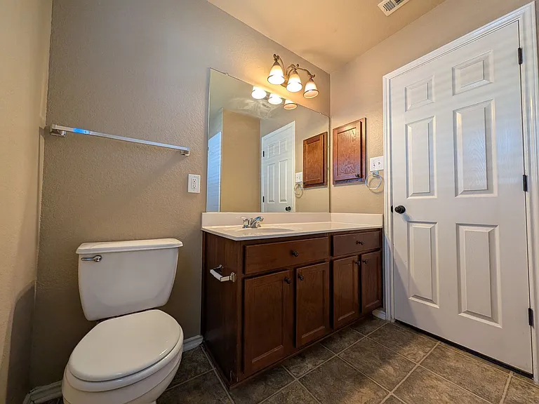 246 Crane Crest Dr — Photo 32