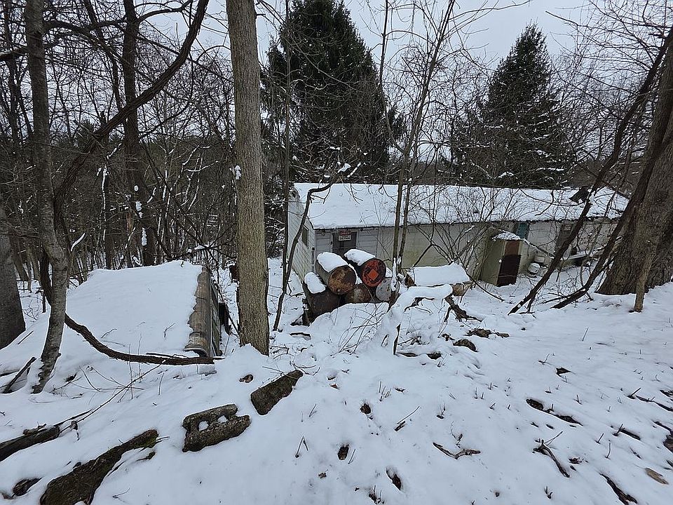 2nd image of 70908 Reynolds Rd