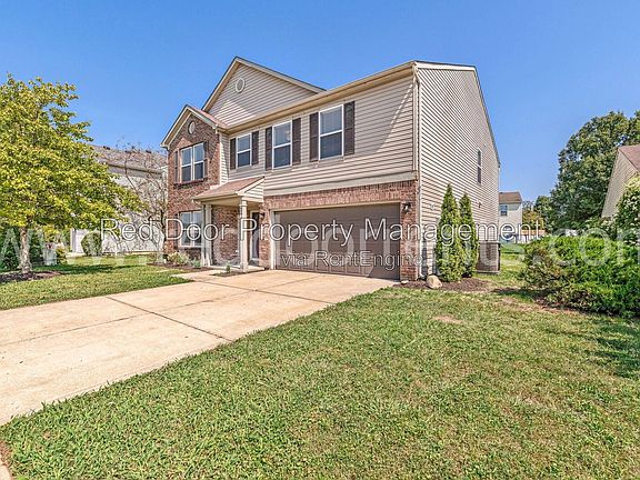 3rd image of 2443 Windsor Pl