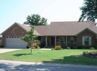 2218 Clara St, Searcy, AR 72143