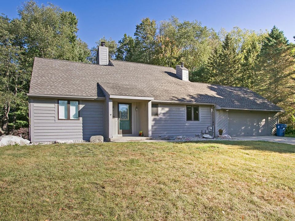 167 country club blvd-101