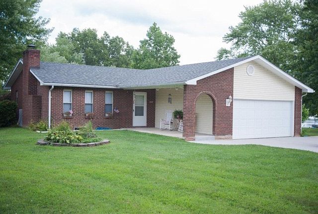 1st image of 83 Flensburg Dr