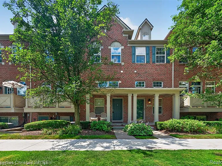 39763 Rockcrest Cir — Photo 2