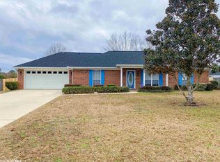 27662 Autumn Woods Cir, Loxley, AL 36551