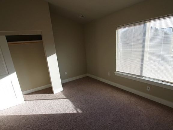 5th image of 16649 N Profit Cir