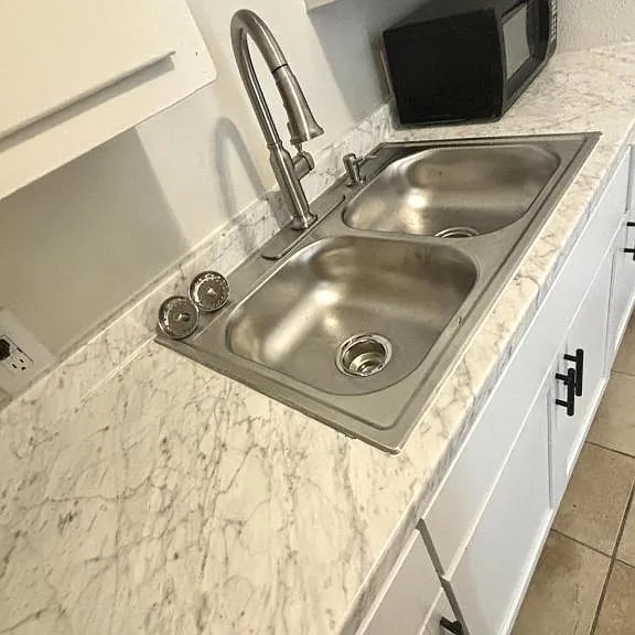 404 E Bond St #9 — Photo 7
