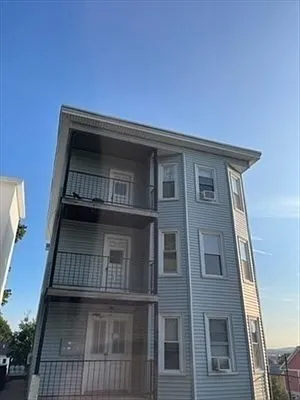 62 Elliot St #2 — Photo 12
