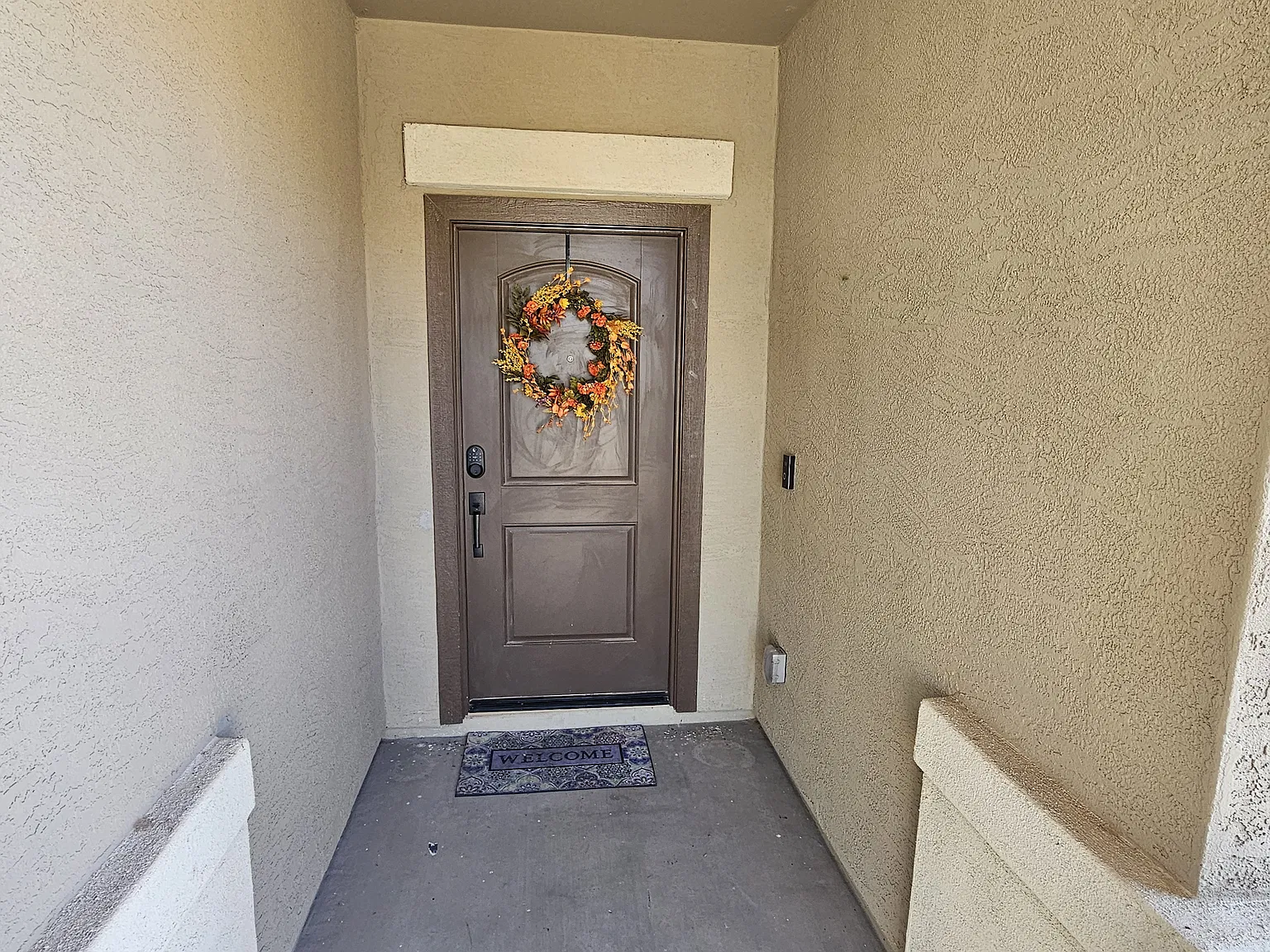 4 bed, 2196 sqft, $2,000 — Photo 2