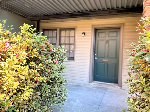 3079 Colonial Way APT J, Atlanta, GA 30341