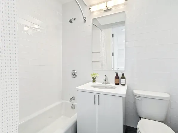 60 West 66th Street image 5 of 30