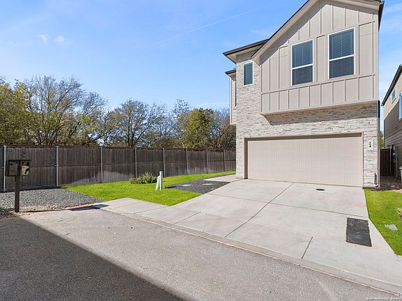 3rd image of 8851 OAKLAND RD #24