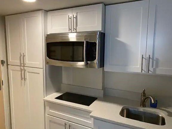 5th image of 19201 Collins Ave #125