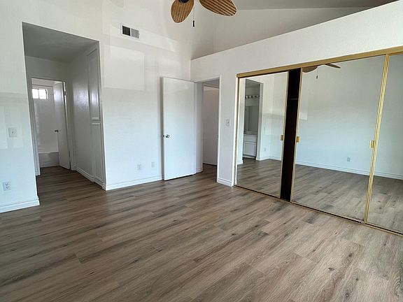 5th image of 12650 Lakeshore Dr Unit 142