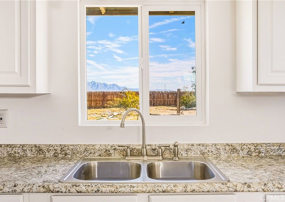 1st image of 3575 Desert Villa Rd
