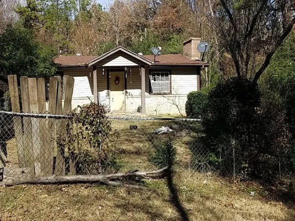 7020 Myrtle Dr, Mabelvale, AR 72103