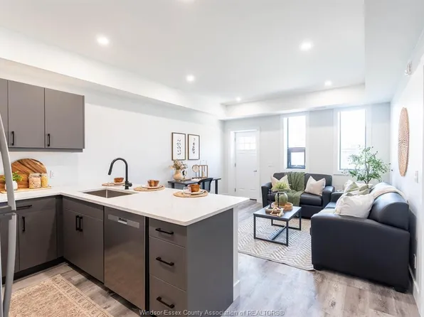 930 Marion Ave, Windsor, ON