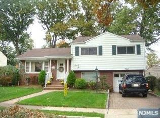 22 Doremus Pl, Elmwood Park, NJ 07407