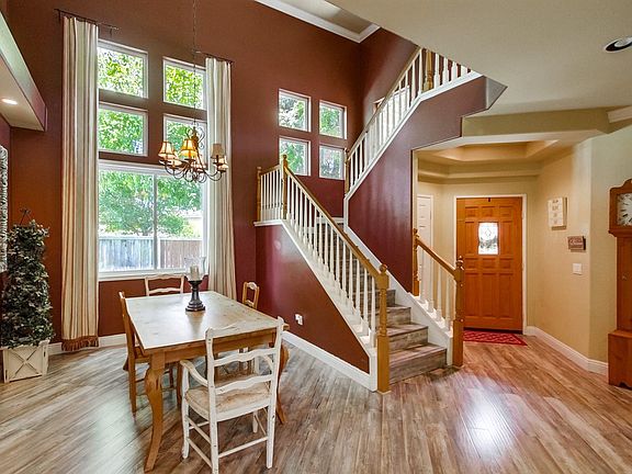 4th image of 11104 Swanson Ct