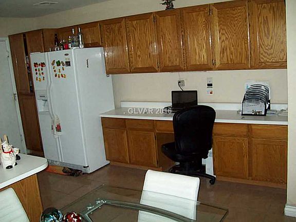 4th image of 4612 Bumblebee Cir