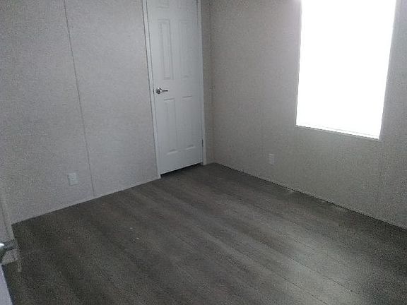 5th image of 14300 66th St N #118