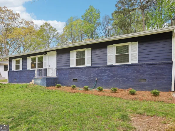 2407 Ridgeway Dr, Doraville, GA 30360
