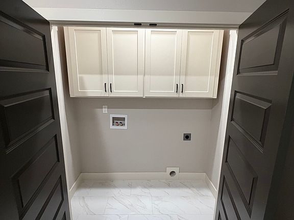 4th image of 5254 Reagan Dr