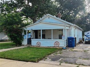 2802 E 37th Ct, Des Moines, IA 50317