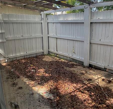 5th image of 3006 NW 4th Ave APT 4
