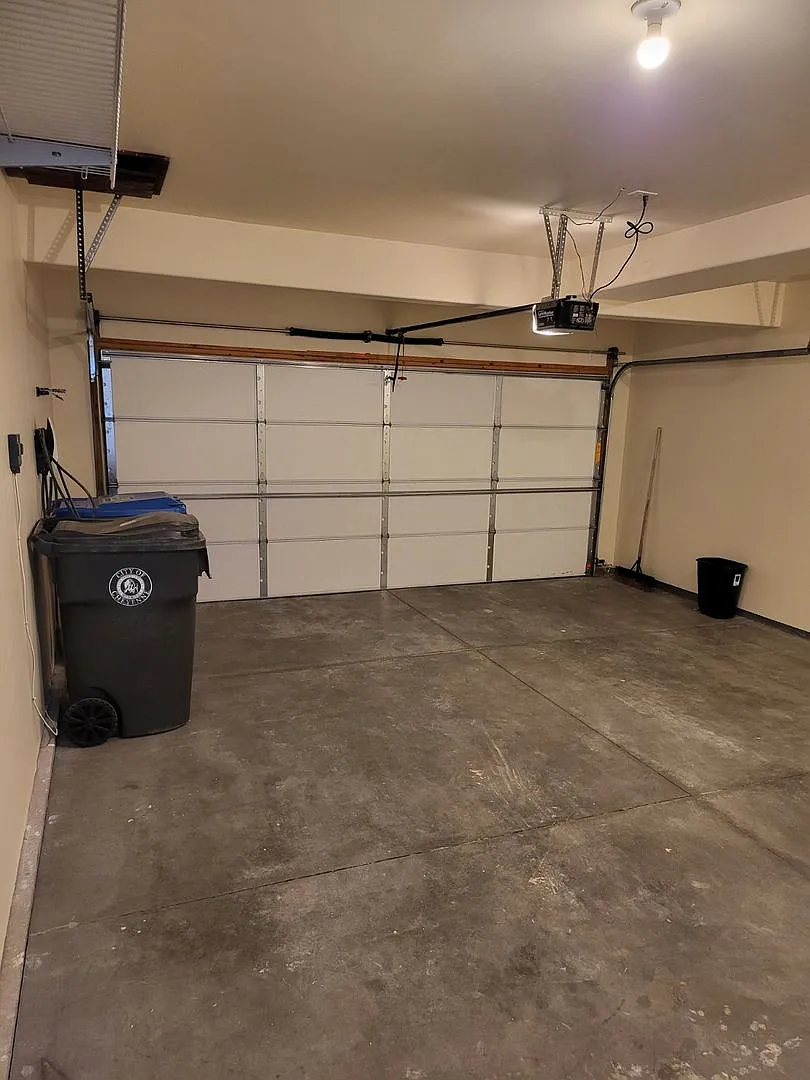 3 Bedroom 2.5 Bath Townhome in Saddle Ridge — Photo 4