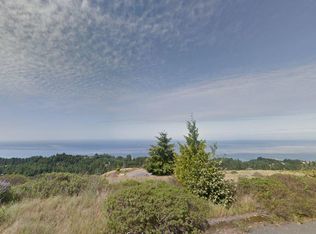 238 Hillside Dr, Whitethorn, CA