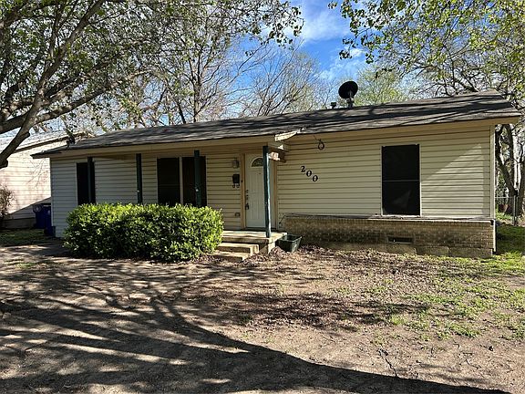 2nd image of 200 Cumberland Rd