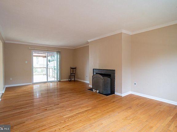 5th image of 9406 Glen Ridge Dr