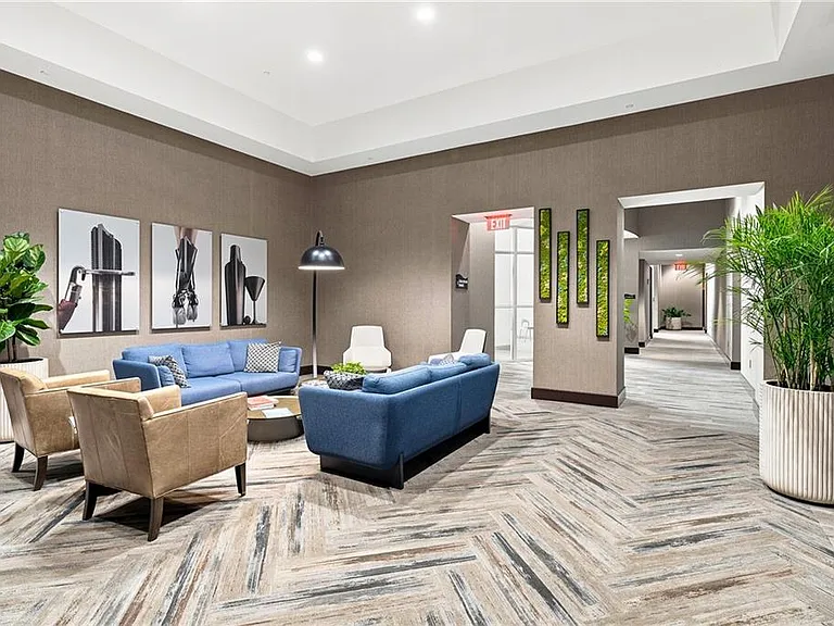 1080 Peachtree St NE #1306 — Photo 29