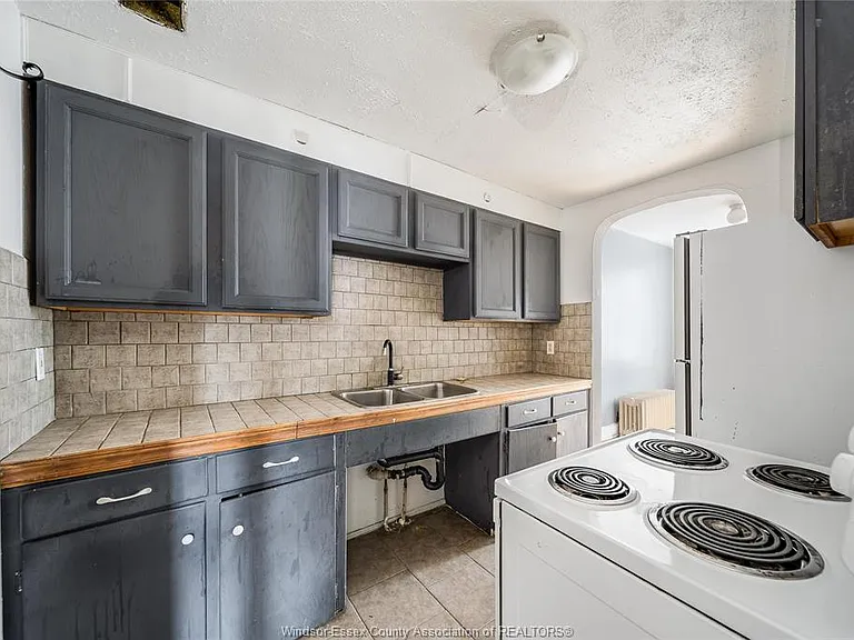 1701 Wyandotte St E #630 — Photo 7