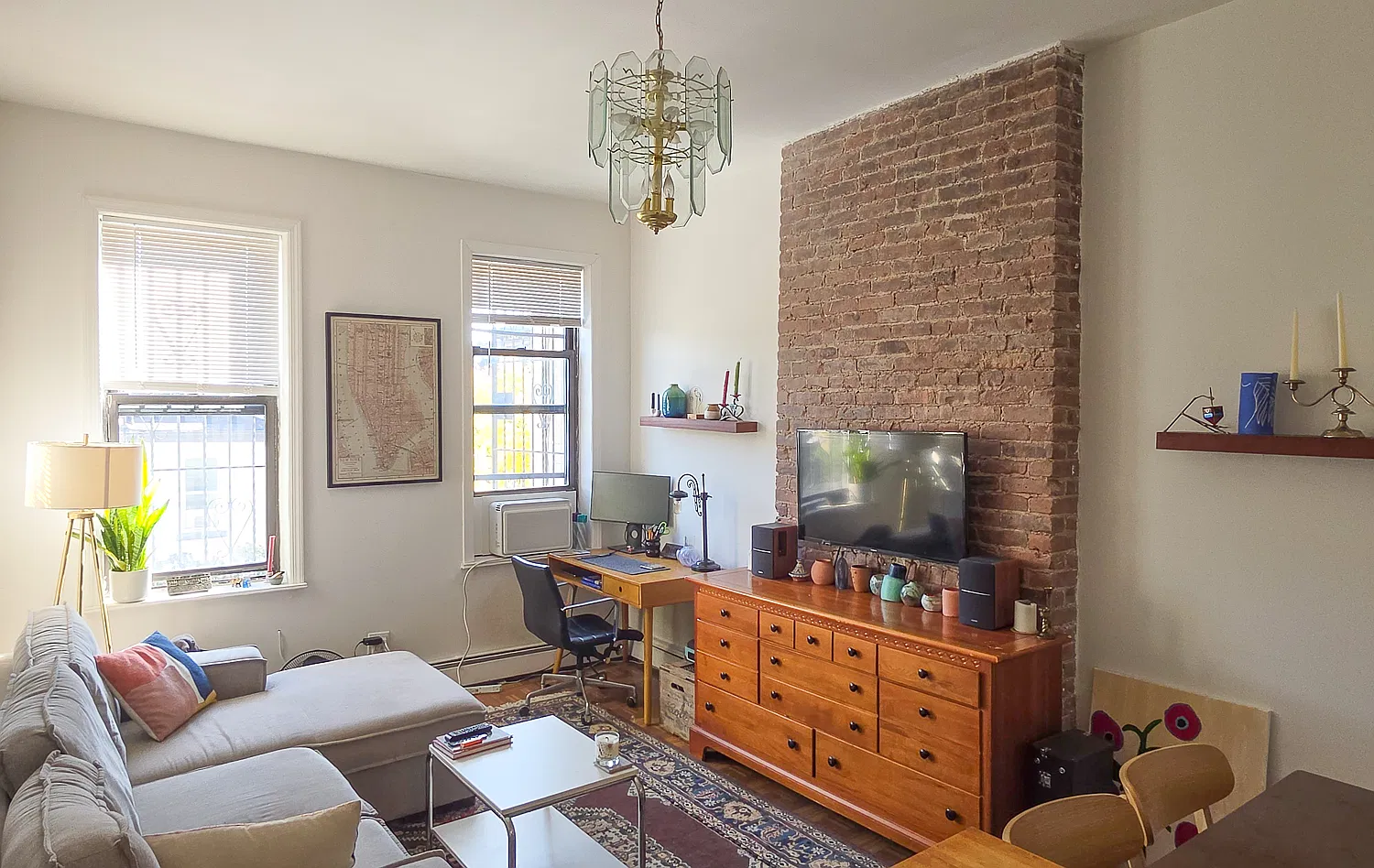 797 Franklin Avenue — Photo 1